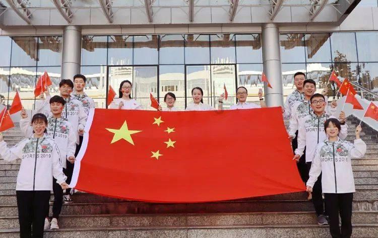 家里面应该怎么制作芒果慕斯蛋糕呢？游戏画面